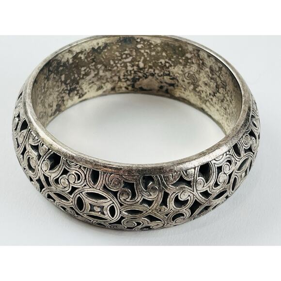 Set 2 Brighton Bangle Bracelets Retired Vintage Scroll Hearts Thick Chunky Silve - Picture 3 of 16